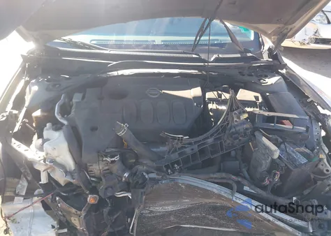 2010 Nissan Altima 2.5 S z USA, uszkodzony, nr VIN 1N4AL2AP7AC169926